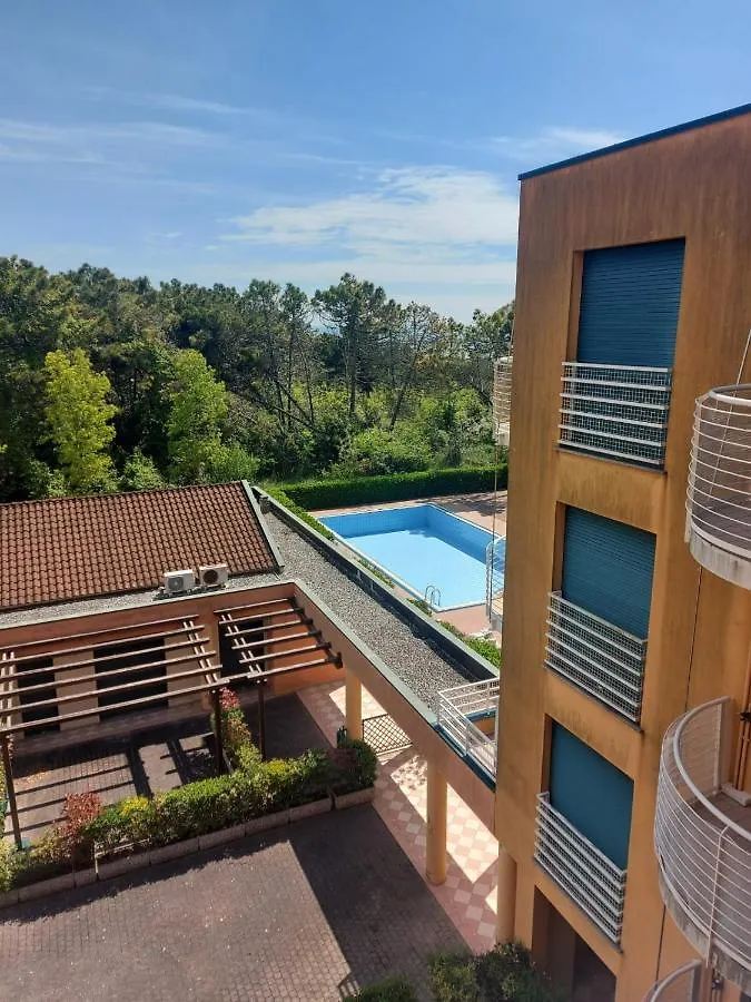 Corallo Apartments 카발리노