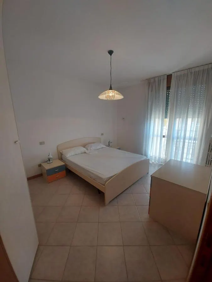 Corallo Apartments 카발리노 0*,