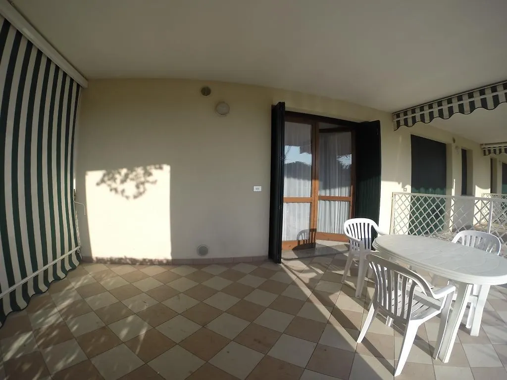 Corallo Apartments 카발리노