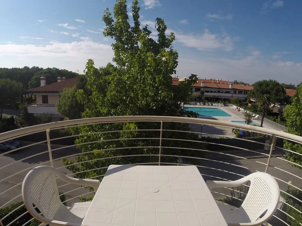 Corallo Apartments كافالّينو