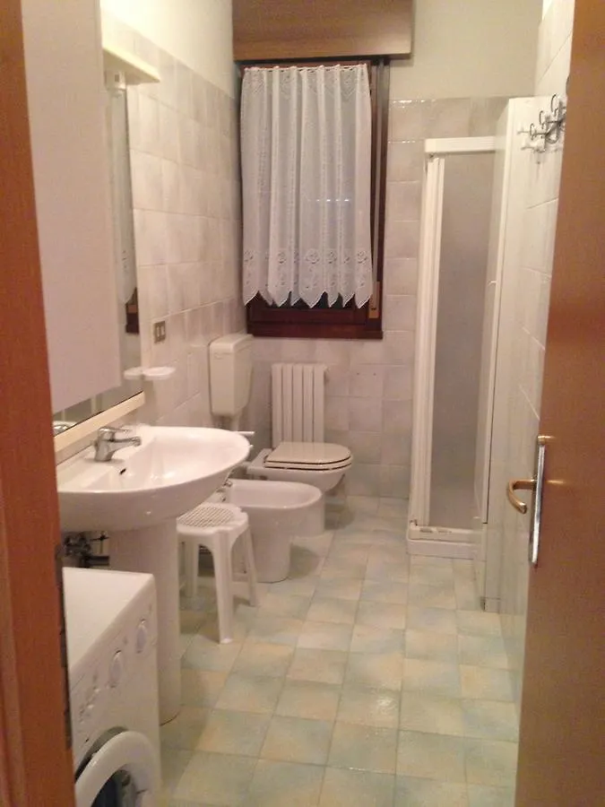 Corallo Apartments 카발리노 0*,